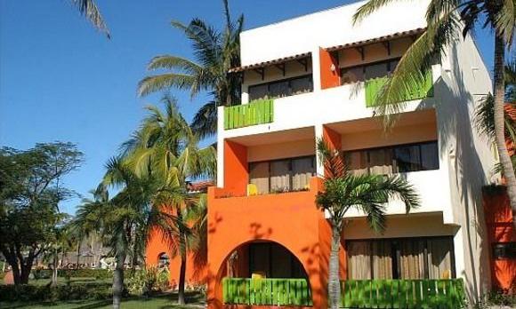 Voyage sur-mesure, Hôtel all inclusive
